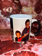 Load image into Gallery viewer, Color changing coffee mug
